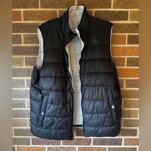 Bass Reversible Vest. Great condition